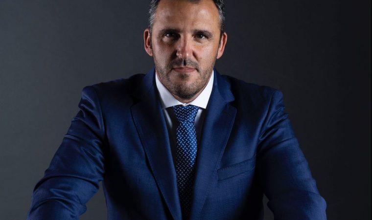  Ly Company Group, con Curro Rodríguez (CEO y fundador)